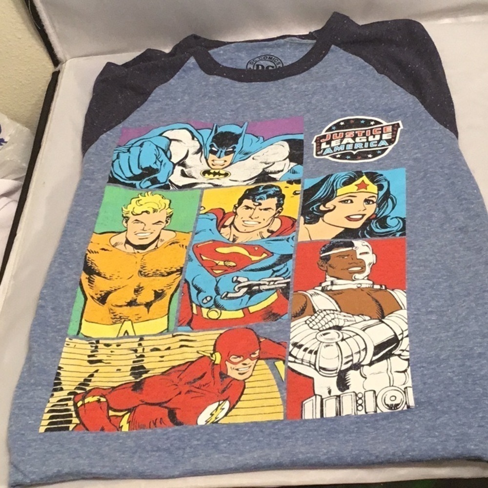Justice LEAGUE OF AMERICA DC COMICS ORIGINAL T‎ SHIRT SIZE S 34-36